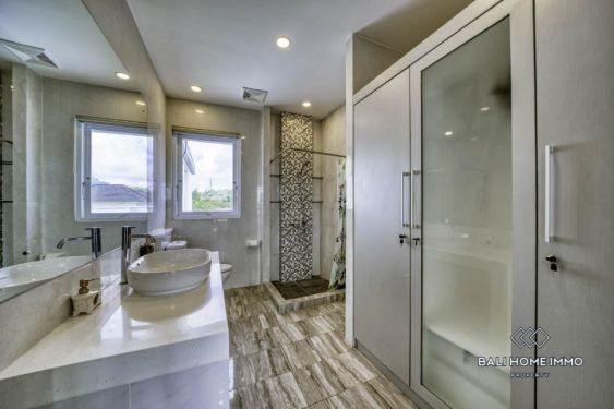 Image 13 from Villa de 3 chambres avec vue sur l'océan à louer à Ungasan – Votre escapade côtière vous attend!