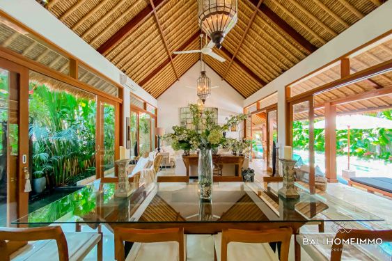 Image 12 from VILLA MENAKJUBKAN 3 KAMAR DISEWA BULANAN DI BALI PERERENAN