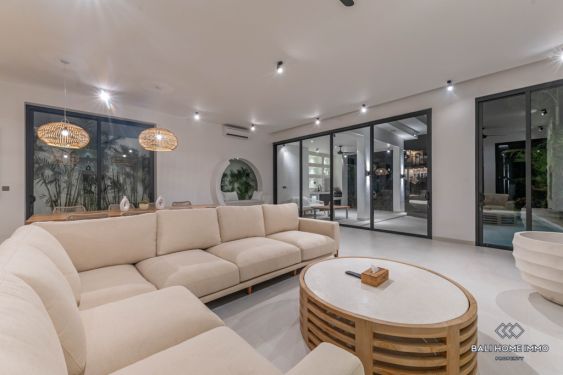 Image 10 from Stunning 4  Bedroom Villa for Sale in Bali Pererenan Beachside