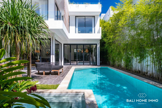 Image 2 from Vila 3 Kamar yang Menakjubkan Dijual dan Disewa di Tepi Pantai Pererenan Bali