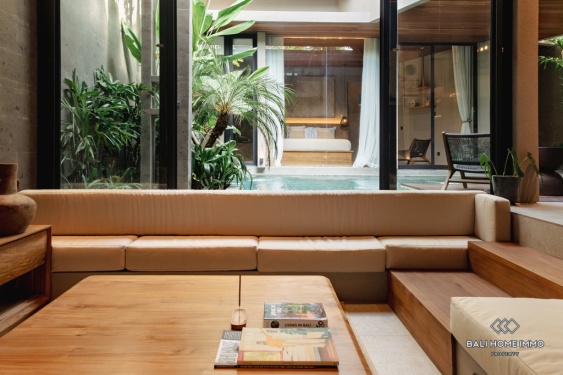 Image 1 from Villa Menakjubkan 3 Kamar Dijual di Tepi Pantai Pererenan, Bali