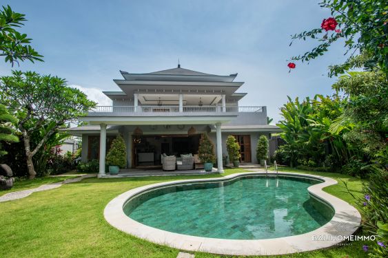 Image 1 from Stunning 3 Bedroom Villa for Sale Freehold in Bali Seminyak