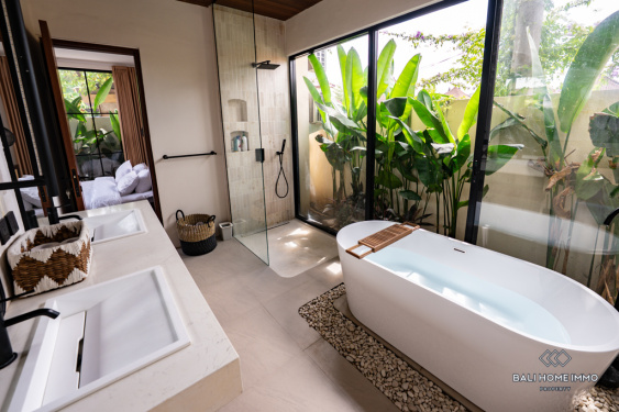 Image 9 from Stunning 3 Bedroom Villa for Sale in Bali Canggu Batubolong Echobeach