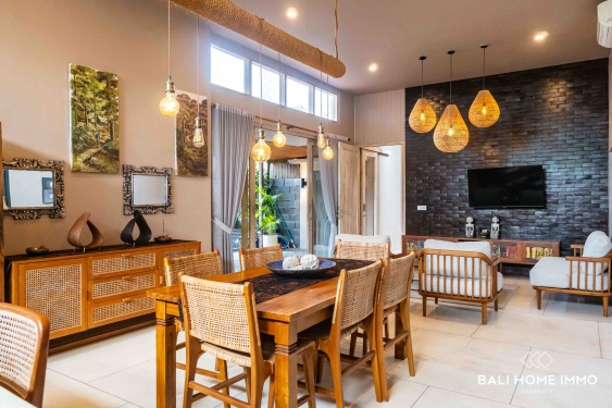 Image 2 from Vila 3 Kamar yang Menakjubkan untuk Dijual di Umalas Bali