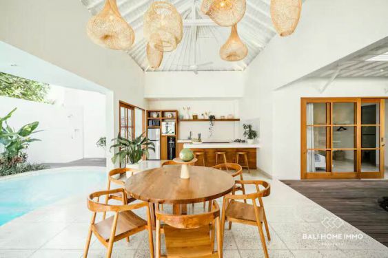 Image 7 from Vila 3 Kamar yang Menakjubkan Dijual di Jantung Berawa