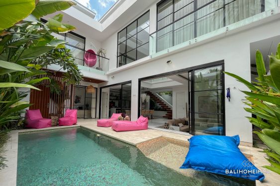Image 1 from Stunning 3 Bedroom Villa for Sale Leasehold in Bali Kerobokan