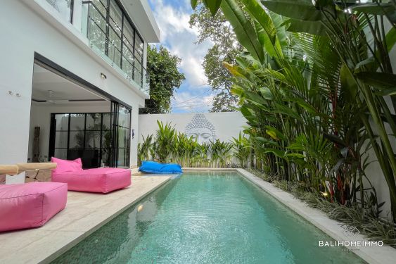 Image 3 from Stunning 3 Bedroom Villa for Sale Leasehold in Bali Kerobokan