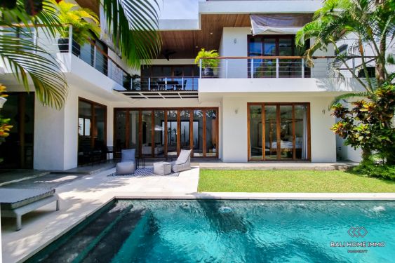 Image 1 from Superbe villa de 3 chambres à vendre en bail à Bali Batu Belig