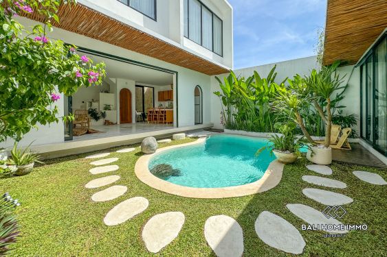 Image 1 from Stunning 3 Bedroom Villa for sale leasehold in Bingin Bali