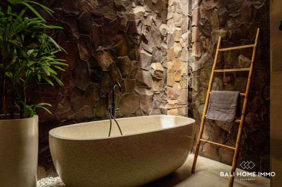 Image 14 from Dijual Vila 3 Kamar Tidur Jarak Berjalan Kaki dari Pantai Berawa