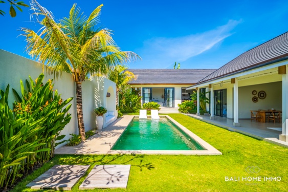 VILLA MEWAH 3 KAMAR  DENGAN SAUNA PRIBADI UNTUK DIJUAL DI EAST UNGASAN