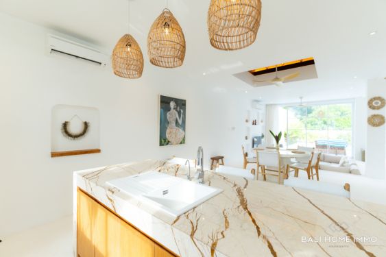 Image 9 from SUPERBE VILLA DE 3 CHAMBRES À VENDRE EN LOCATION À ULUWATU PRÈS DE LA PLAGE DE PADANG PADANG