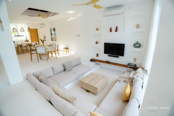 Image 5 from SUPERBE VILLA DE 3 CHAMBRES À VENDRE EN LOCATION À ULUWATU PRÈS DE LA PLAGE DE PADANG PADANG