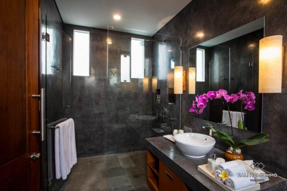 Image 17 from SUPERBE VILLA DE 3 CHAMBRES À LOCATION MENSUELLE ET ANNUELLE À BALI - PANDAWA