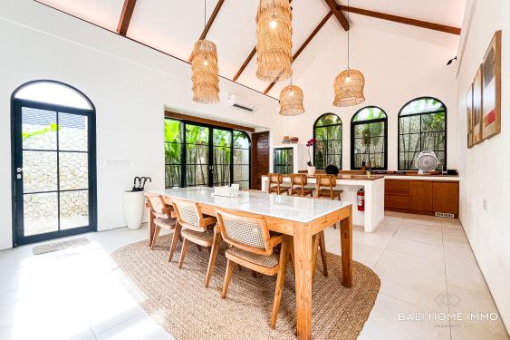 Image 8 from STUNNING 3 BEDROOMS VILLA FOR SALE FREEHOLD AND MONTHLY RENTAL IN ULUWATU UNGASAN