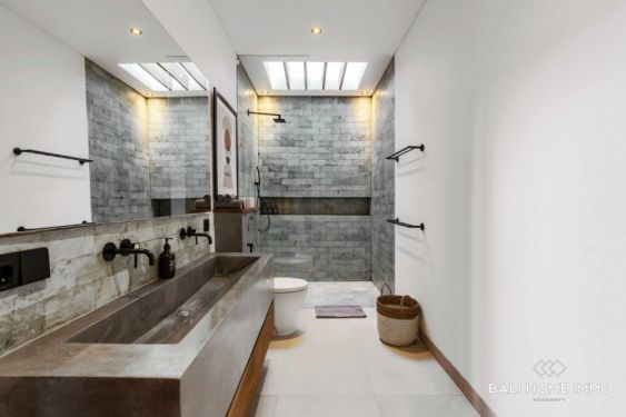 Image 12 from SUPERBE VILLA DE 3 CHAMBRES À VENDRE EN LOCATION À BINGIN