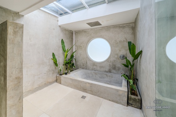 Image 18 from Vila 4 Kamar yang Menakjubkan untuk Disewa Bulanan dan Tahunan di Tepi Pantai Pererenan Bali