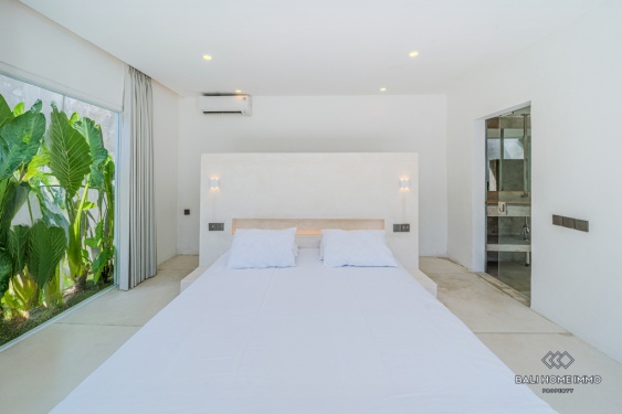 Image 12 from Vila 4 Kamar yang Menakjubkan untuk Disewa Bulanan dan Tahunan di Tepi Pantai Pererenan Bali
