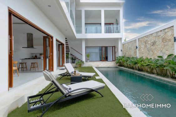 Image 3 from Superbe villa de 4 chambres à vendre en pleine propriété à Bali Seminyak.