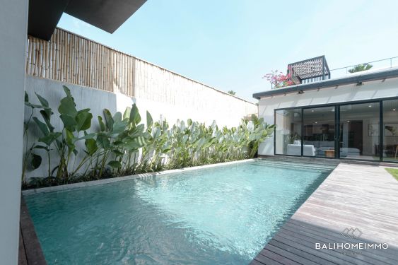Image 2 from Stunning 4 Bedroom Villa for Sale Leasehold in Bali Canggu Batu Bolong