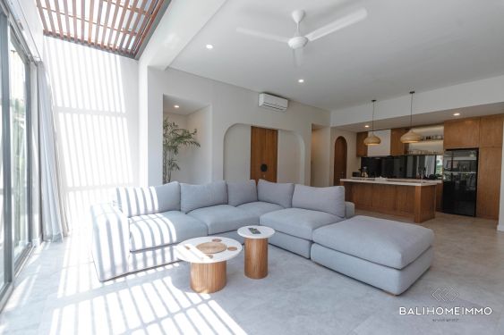 Image 4 from Stunning 4 Bedroom Villa for Sale Leasehold in Bali Canggu Batu Bolong