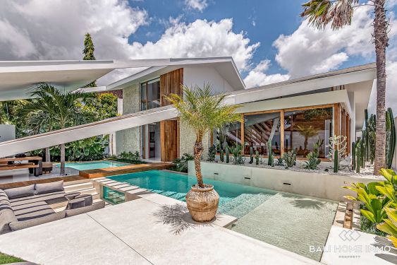 Image 2 from Superbe villa de 4 chambres à vendre en leasing à Bali Canggu côté résidentiel