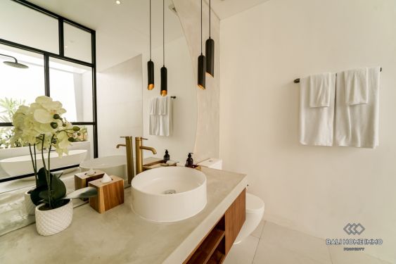 Image 17 from Villa Menakjubkan 4 Kamar Dikontrak Jangka Panjang di Bali Pererenan