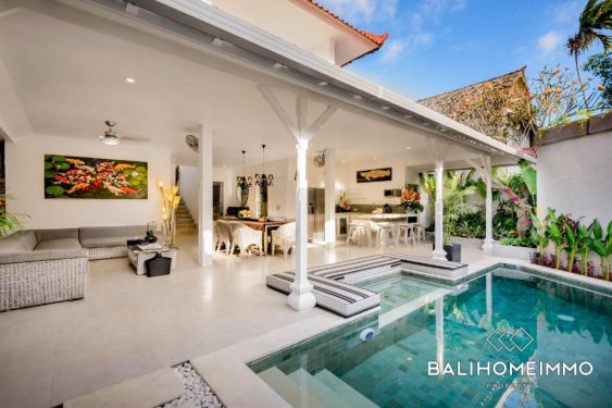 Image 2 from Villa Menakjubkan 4 Kamar Dikontrak Jangka Panjang di Bali Seminyak