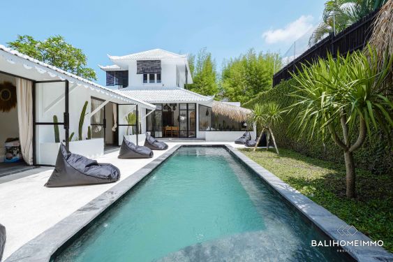 Image 2 from Villa Menakjubkan 4 Kamar Dikontrak Jangka Panjang di Bali Seminyak