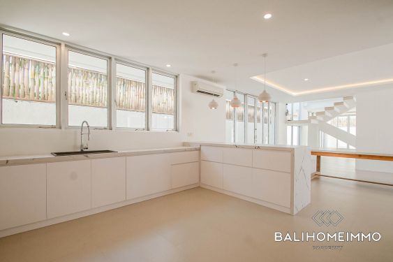 Image 15 from Villa Menakjubkan 4 Kamar Disewakan di Bali Seminyak