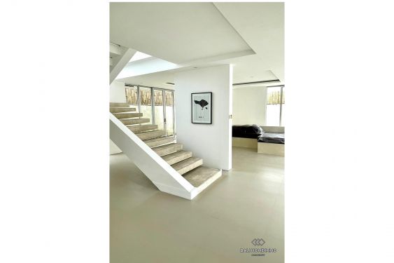 Image 17 from Villa Menakjubkan 4 Kamar Disewakan di Bali Seminyak