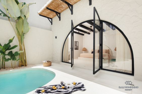 Image 8 from 4 Bedroom Villa for Rent and Sale with Ocean view in Bali near Seseh Beach