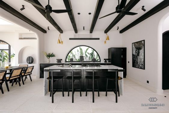 Image 7 from 4 Bedroom Villa for Rent and Sale with Ocean view in Bali near Seseh Beach