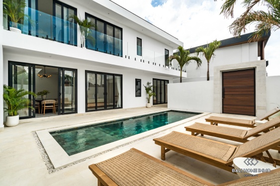 Stunning 4 Bedroom villa for sale leasehold in Bali Umalas