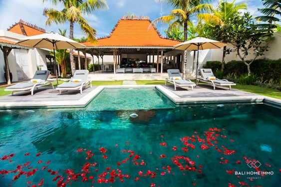 Image 2 from Villa 4 Kamar Tidur yang Menawan di Lokasi Strategis Berawa, Canggu