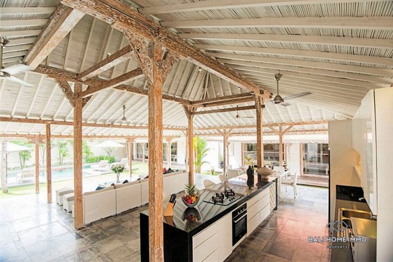 Image 15 from Stunning 4 Bedroom Villa in Prime Berawa, Canggu