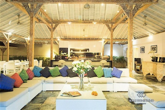 Image 10 from Stunning 4 Bedroom Villa in Prime Berawa, Canggu