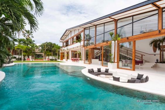 Stunning 5 Bedroom Villa for Sale and Rent in Bali Umalas
