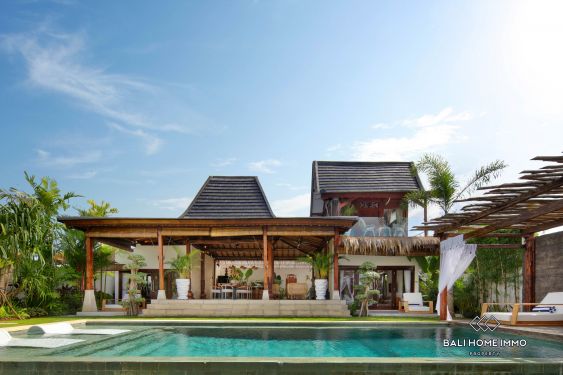 Image 2 from Stunning 5 Bedroom Villa  for Sale and Rental in the heart of Batubolong Bali