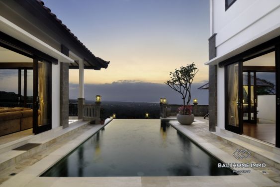 Image 3 from Stunning 5 Bedroom Villa with Panoramic Views for Sale in Balangan