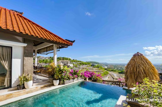 Image 4 from Superbe villa de 5 chambres avec vue panoramique à vendre à Balangan