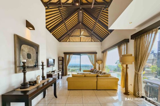 Image 9 from Superbe villa de 5 chambres avec vue panoramique à vendre à Balangan