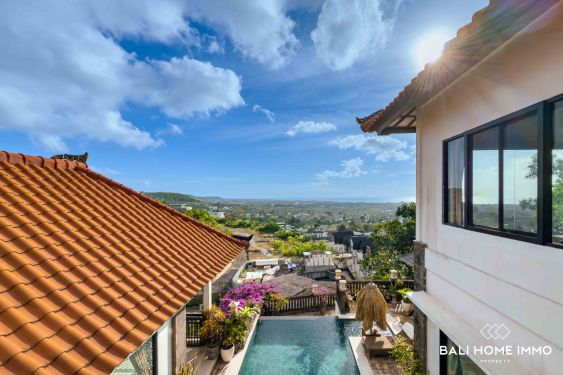 Image 3 from Dijual Vila 5 Kamar Tidur yang Menakjubkan dengan Pemandangan Panorama di Balangan