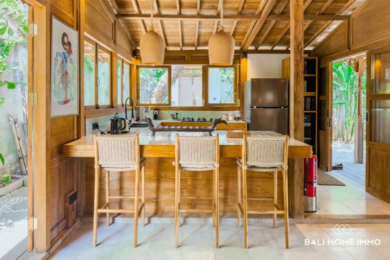 Image 12 from SUPERBE VILLA EN BOIS DE 5 CHAMBRES À VENDRE EN LOCATION À BINGIN