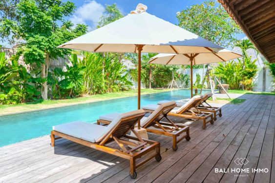 Image 4 from SUPERBE VILLA EN BOIS DE 5 CHAMBRES À VENDRE EN LOCATION À BINGIN