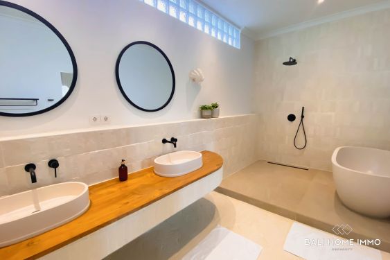 Image 19 from STUNNING AND SPACIOUS 4 BEDROOMS + STUDIO FAMILY VILLA FOR SALE IN BALI PECATU