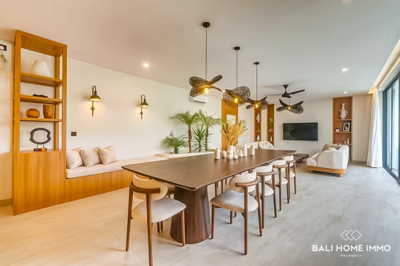 Image 5 from Superbe villa neuve de 5 chambres à vendre à Tumbak Bayuh