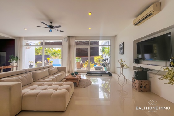 Image 4 from MAGNIFIQUE VILLA EN PLEINE PROPRIÉTÉ AVEC VUE SUR LA JUNGLE ET L'OCÉAN À UNGASAN