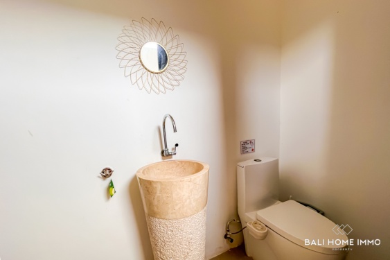 Image 15 from MAGNIFIQUE VILLA EN PLEINE PROPRIÉTÉ AVEC VUE SUR LA JUNGLE ET L'OCÉAN À UNGASAN