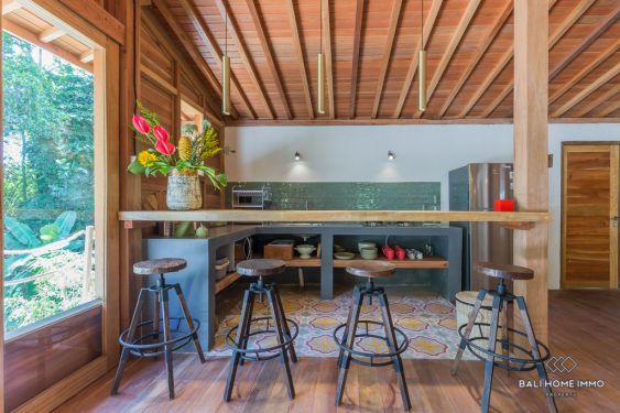 Image 6 from Superbe villa de 4 chambres avec vue sur la jungle à vendre à Pererenan North Side